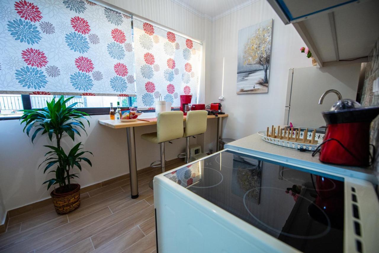 Efie'S Studio Kalamata Bagian luar foto