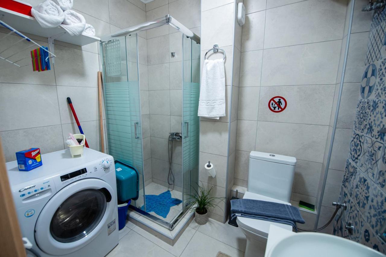 Efie'S Studio Kalamata Bagian luar foto