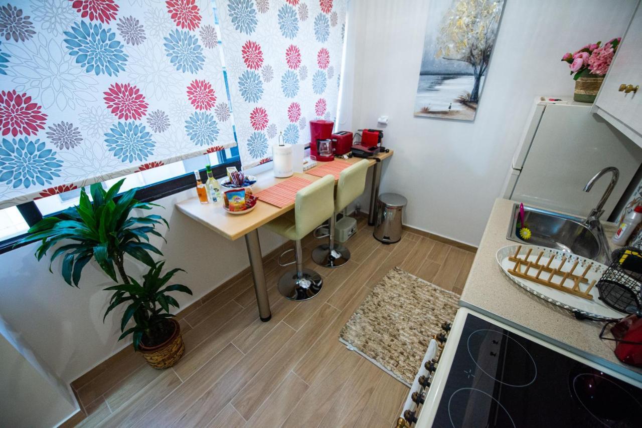 Efie'S Studio Kalamata Bagian luar foto